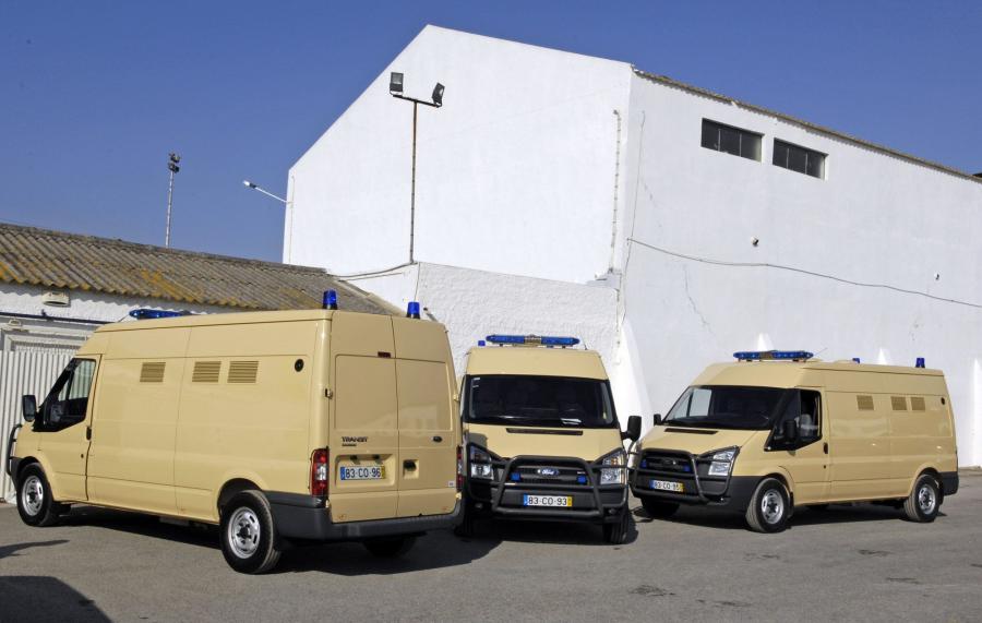  Ford Transit 2006 года  (фото 14 из 153)